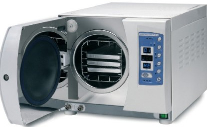 Паровой стерилизатор для отчистки татуировочного инструмента.